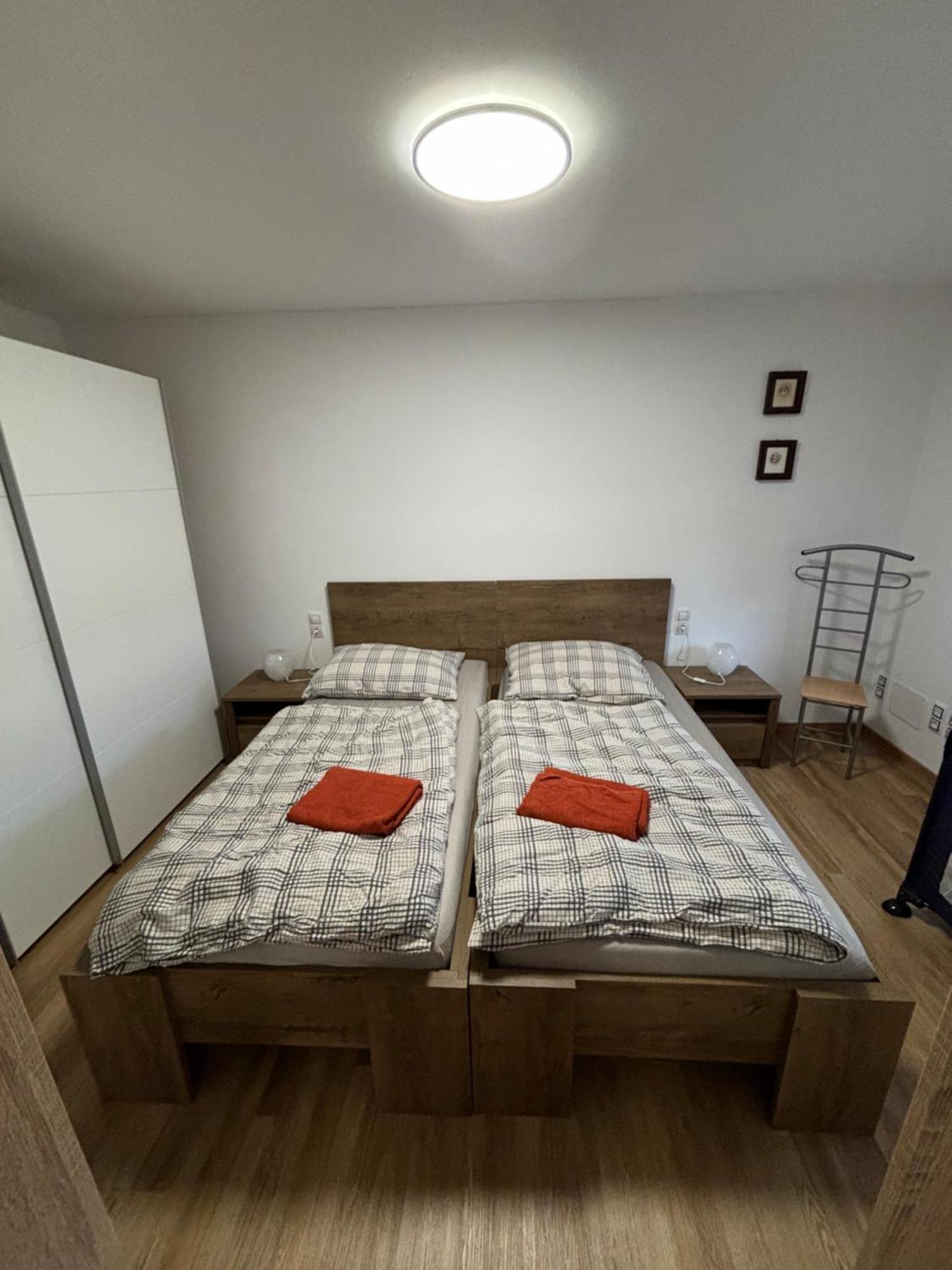 Apartman Pod Kostelem Strazov 外观 照片